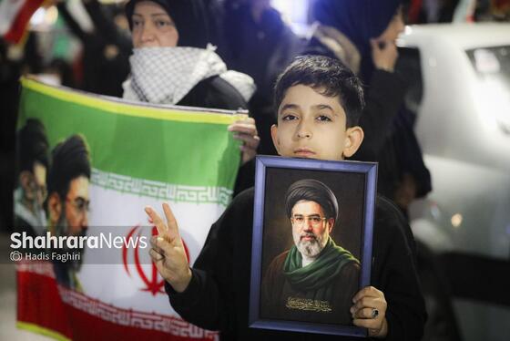 گزارش تصویری | حضور مردم مشهد در خیابان‌های شهر (۱ فروردین ۱۴۰۵)