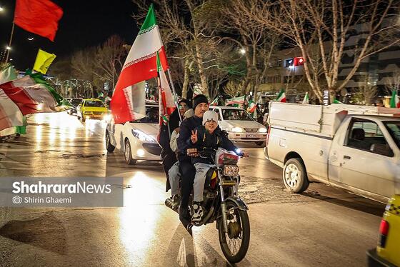 گزارش تصویری | حضور مردم مشهد در خیابان‌های شهر (۲ فروردین ۱۴۰۵)