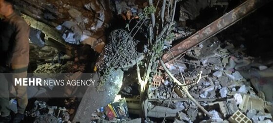 حمله دشمن آمریکایی صهیونیستی به یک منطقه مسکونی در خرم‌آباد + تصاویر (۳ فروردین ۱۴۰۵)