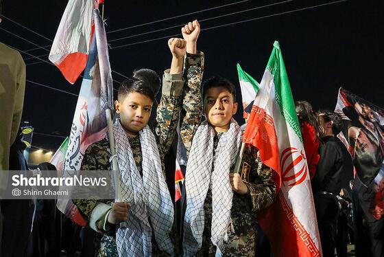 گزارش تصویری | حضور مردم مشهد در خیابان‌های شهر 
(3 فروردین ۱۴۰۵)