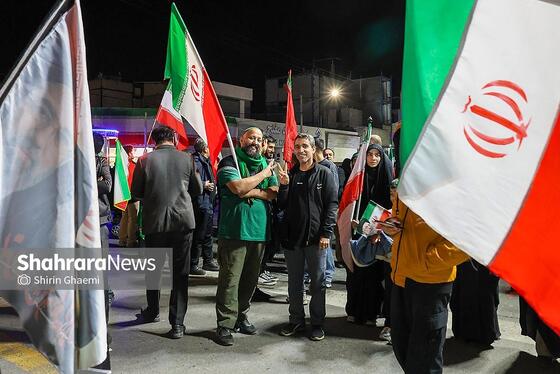 گزارش تصویری | حضور مردم مشهد در خیابان‌های شهر 
(3 فروردین ۱۴۰۵)