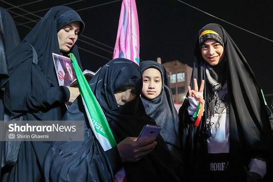 گزارش تصویری | حضور مردم مشهد در خیابان‌های شهر 
(3 فروردین ۱۴۰۵)