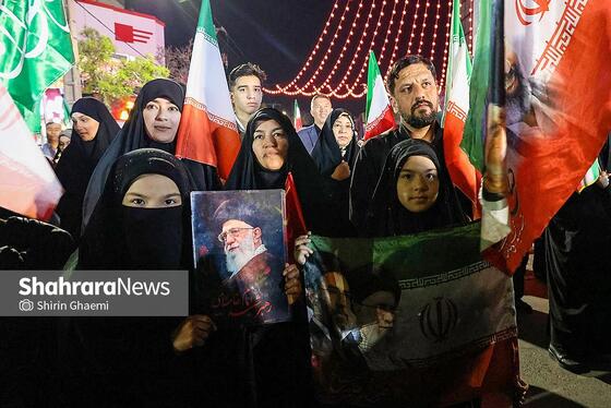 گزارش تصویری | حضور مردم مشهد در خیابان‌های شهر 
(3 فروردین ۱۴۰۵)