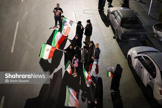 گزارش تصویری | حضور مردم مشهد در خیابان‌های شهر 
(3 فروردین ۱۴۰۵)