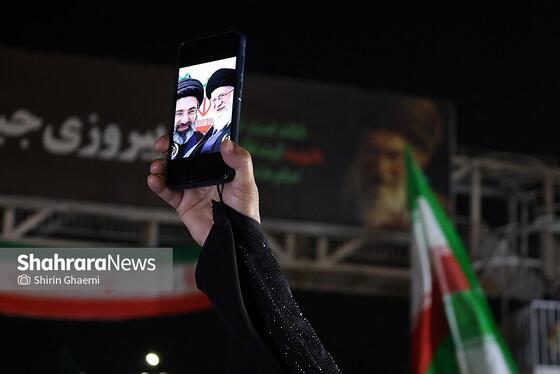 گزارش تصویری | حضور مردم مشهد در خیابان‌های شهر 
(3 فروردین ۱۴۰۵)