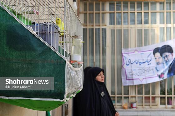 گزارش تصویری | پخت غذای نذری برای مردم حاضر در خیابان