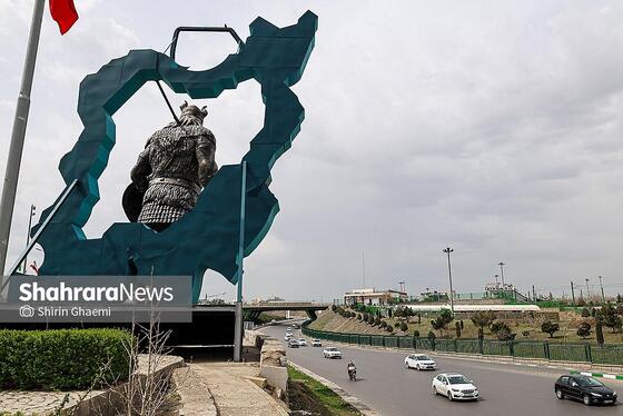 گزارش تصویری | المان‌های نوروزی در خیابان‌های مشهد ۱۴۰۵