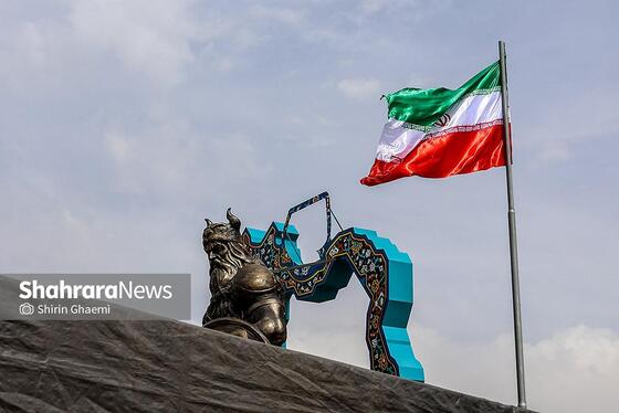 گزارش تصویری | المان‌های نوروزی در خیابان‌های مشهد ۱۴۰۵