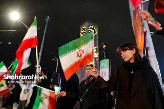 گزارش تصویری | حضور پرشور مشهدی‌ها در بیست و چهارمین شب اجتماعات خودجوش مردمی