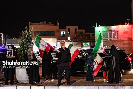 گزارش تصویری | حضور پرشور مشهدی‌ها در بیست و چهارمین شب اجتماعات خودجوش مردمی