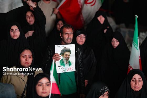 گزارش تصویری | حضور پرشور مشهدی‌ها در بیست و چهارمین شب اجتماعات خودجوش مردمی