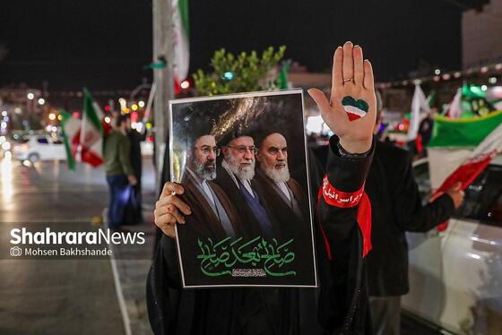 گزارش تصویری | حضور پرشور مشهدی‌ها در بیست و چهارمین شب اجتماعات خودجوش مردمی