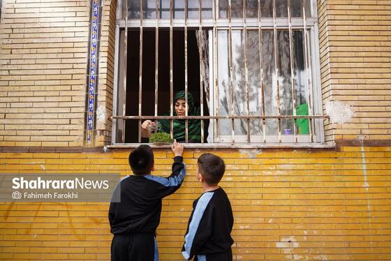 گزارش تصویری | اسکان زائران نوروزی در مدارس مشهد