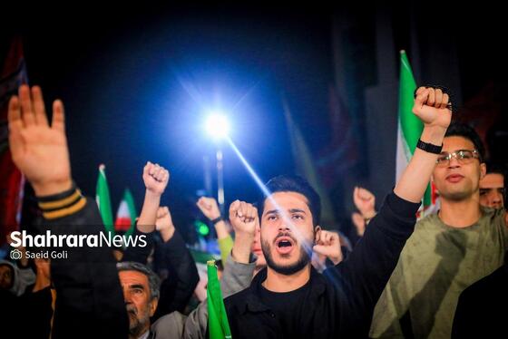 حضور مردم مشهد در بیست و ششمین شب از حماسه ملی علیه دشمنان ایران(۶ فروردین ۱۴۰۵)