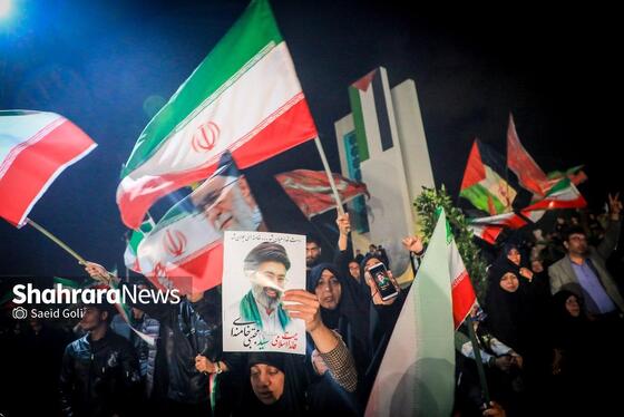 حضور مردم مشهد در بیست و ششمین شب از حماسه ملی علیه دشمنان ایران(۶ فروردین ۱۴۰۵)