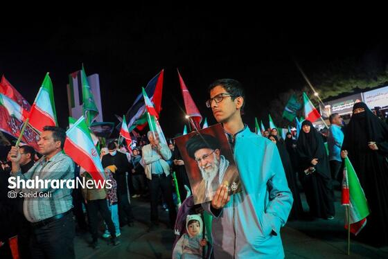 حضور مردم مشهد در بیست و ششمین شب از حماسه ملی علیه دشمنان ایران(۶ فروردین ۱۴۰۵)