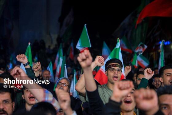 حضور مردم مشهد در بیست و ششمین شب از حماسه ملی علیه دشمنان ایران(۶ فروردین ۱۴۰۵)