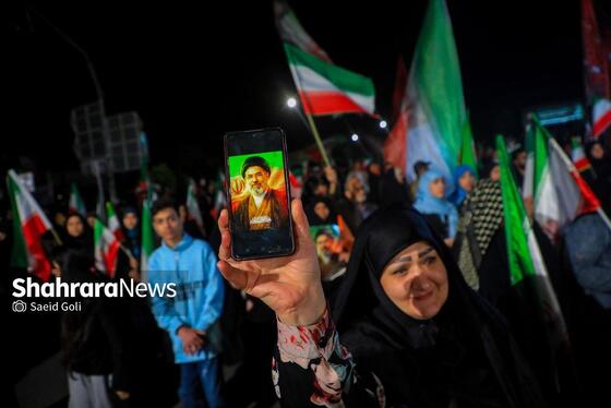 حضور مردم مشهد در بیست و ششمین شب از حماسه ملی علیه دشمنان ایران(۶ فروردین ۱۴۰۵)