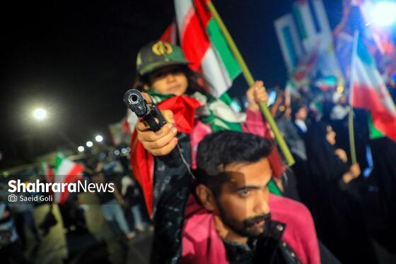 حضور مردم مشهد در بیست و ششمین شب از حماسه ملی علیه دشمنان ایران(۶ فروردین ۱۴۰۵)