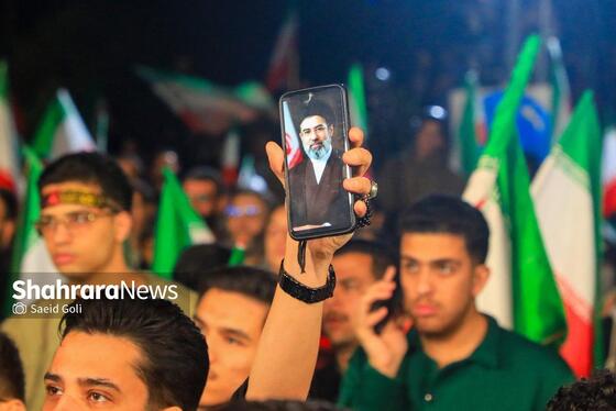 حضور مردم مشهد در بیست و ششمین شب از حماسه ملی علیه دشمنان ایران(۶ فروردین ۱۴۰۵)