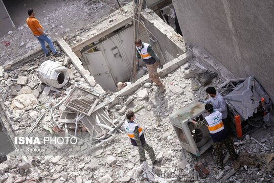 گزارش تصویری | باز هم مناطق مسکونی باز هم غیر نظامیان بی‌گناه هدف تجاوز آمریکایی و صهیونیستی قرار گرفتند