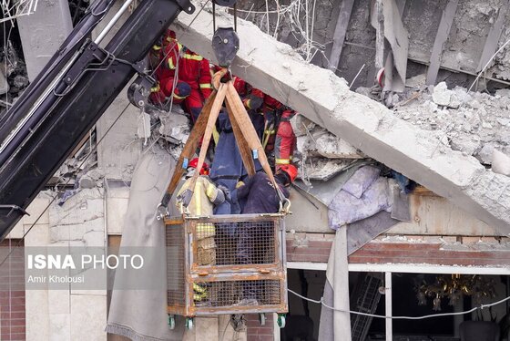 گزارش تصویری | باز هم مناطق مسکونی باز هم غیر نظامیان بی‌گناه هدف تجاوز آمریکایی و صهیونیستی قرار گرفتند