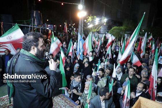 گزارش تصویری | بیست و نهمین شب حضور حماسی مردم با حضور امام جمعه مشهد