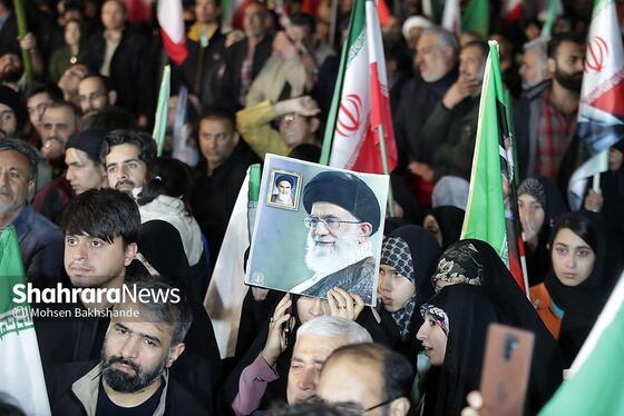 گزارش تصویری | بیست و نهمین شب حضور حماسی مردم با حضور امام جمعه مشهد