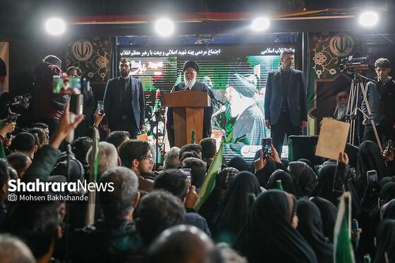 گزارش تصویری | بیست و نهمین شب حضور حماسی مردم با حضور امام جمعه مشهد