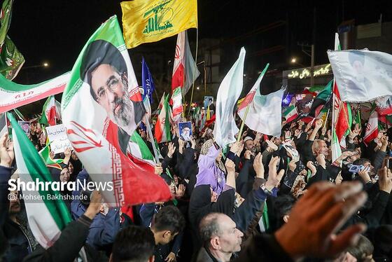 گزارش تصویری | بیست و نهمین شب حضور حماسی مردم با حضور امام جمعه مشهد