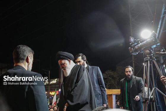 گزارش تصویری | بیست و نهمین شب حضور حماسی مردم با حضور امام جمعه مشهد