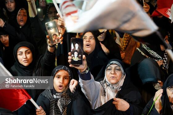 گزارش تصویری | سی‌امین شب حضور حماسی مردم در خیابان‌ها
