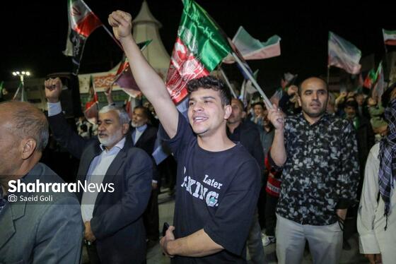 گزارش تصویری | بیعت مهاجران افغانستانی با حضور در عرصه میدان شهدای مشهد با رهبر انقلاب اسلامی
