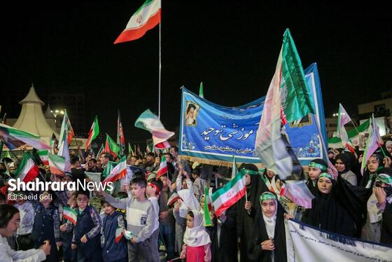 گزارش تصویری | بیعت مهاجران افغانستانی با حضور در عرصه میدان شهدای مشهد با رهبر انقلاب اسلامی