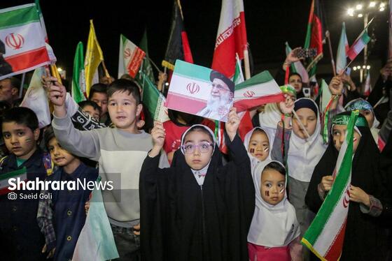 گزارش تصویری | بیعت مهاجران افغانستانی با حضور در عرصه میدان شهدای مشهد با رهبر انقلاب اسلامی