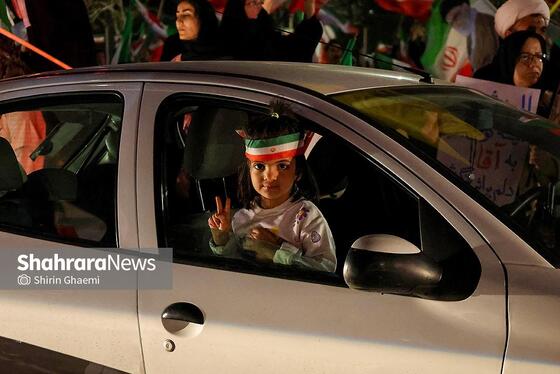 گزارش تصویری | سی‌ویکمین شب حضور حماسی مردم در خیابان‌ها