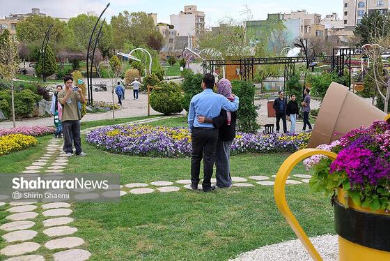 گزارش تصویری | باغ گلهای مشهد میزبان بازدید کننده گان نوروزی