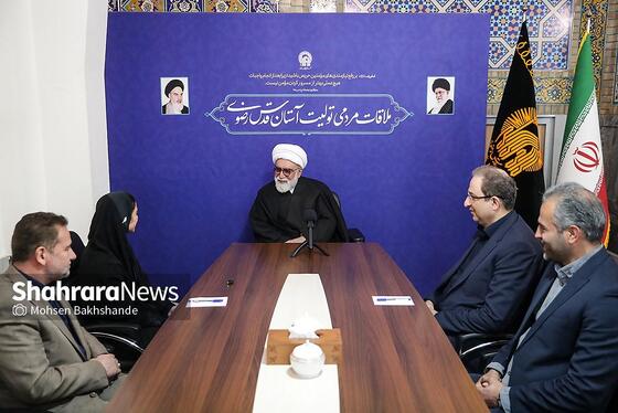 گزارش تصویری | دیدار تولیت آستان قدس رضوی با سارا دیدار بازیکن تیم ملی فوتبال ایران