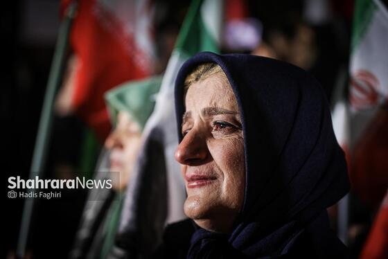 گزارش تصویری | سی‌ودومین خروش شبانه مشهدی‌ها در سنگر خیابان