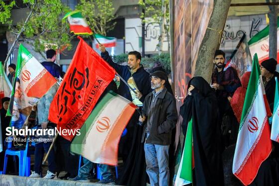 گزارش تصویری | سی‌وسومین شب حضور حماسی مردم مشهد در خیابان‌ها
