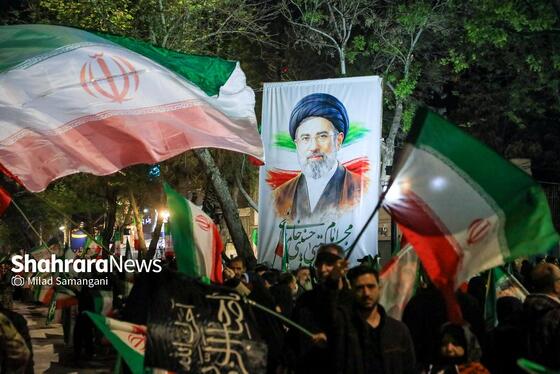 گزارش تصویری | سی‌وسومین شب حضور حماسی مردم مشهد در خیابان‌ها