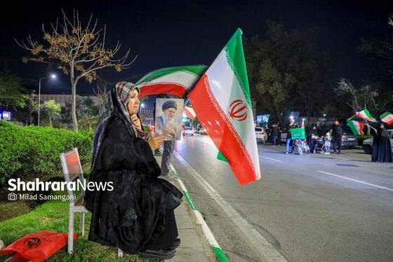 گزارش تصویری | سی‌وسومین شب حضور حماسی مردم مشهد در خیابان‌ها