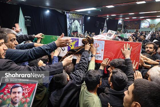 گزارش تصویری | تشییع پیکر مطهر ۳ شهید در مشهد