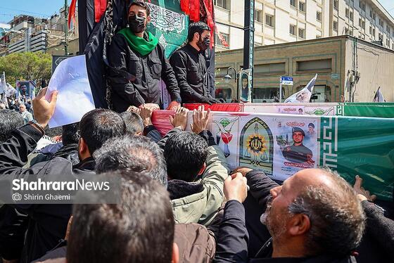 گزارش تصویری | تشییع پیکر مطهر ۳ شهید در مشهد