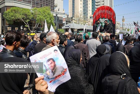 گزارش تصویری | تشییع پیکر مطهر ۳ شهید در مشهد