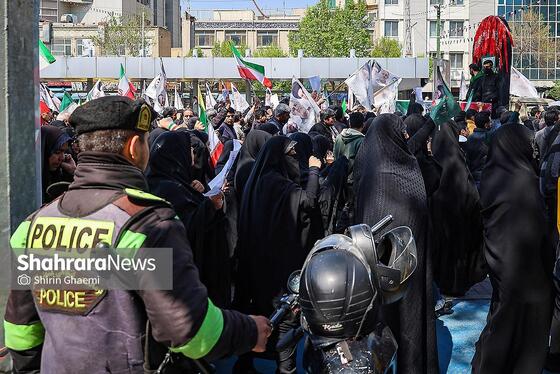 گزارش تصویری | تشییع پیکر مطهر ۳ شهید در مشهد