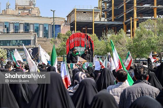 گزارش تصویری | تشییع پیکر مطهر ۳ شهید در مشهد