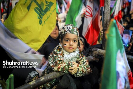 گزارش تصویری | موج سی‌ و چهارم حضور حماسی مردم مشهد در خیابان‌ها