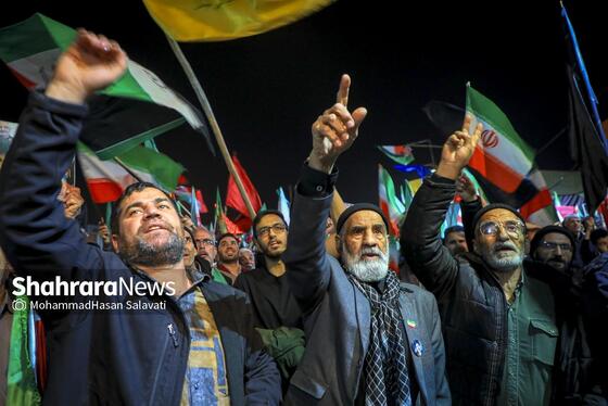 گزارش تصویری | موج سی‌ و چهارم حضور حماسی مردم مشهد در خیابان‌ها