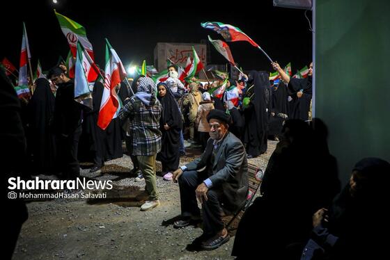 گزارش تصویری | موج سی‌ و چهارم حضور حماسی مردم مشهد در خیابان‌ها